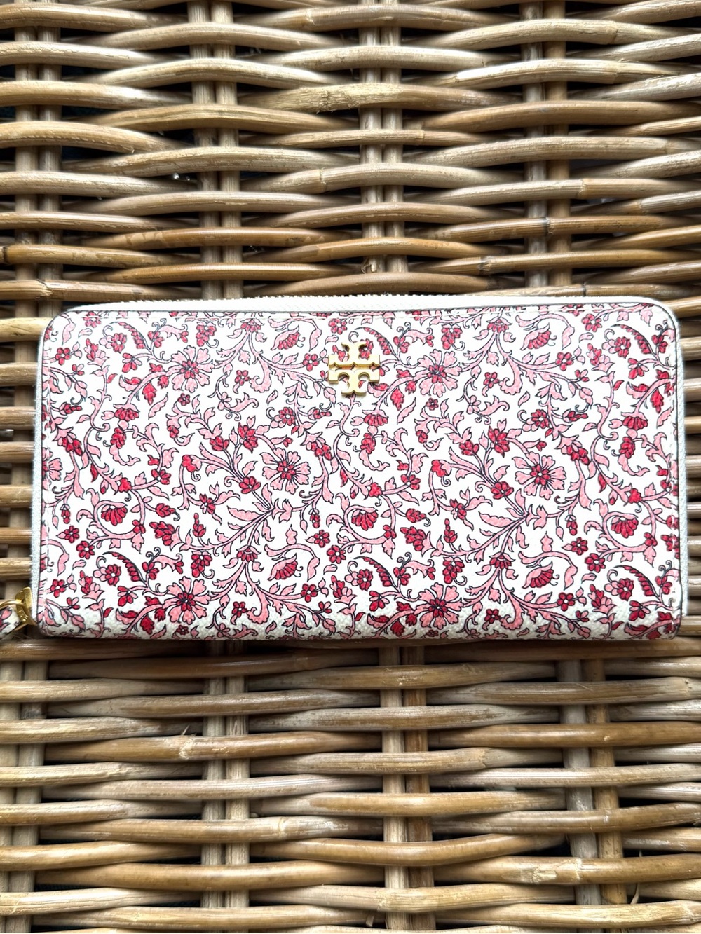 Tory Burch Carter Continental Wallet Floral Zip Red Paisley